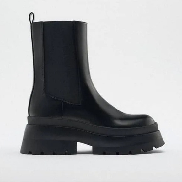 Zara Platform Boots - Picture 1 of 8